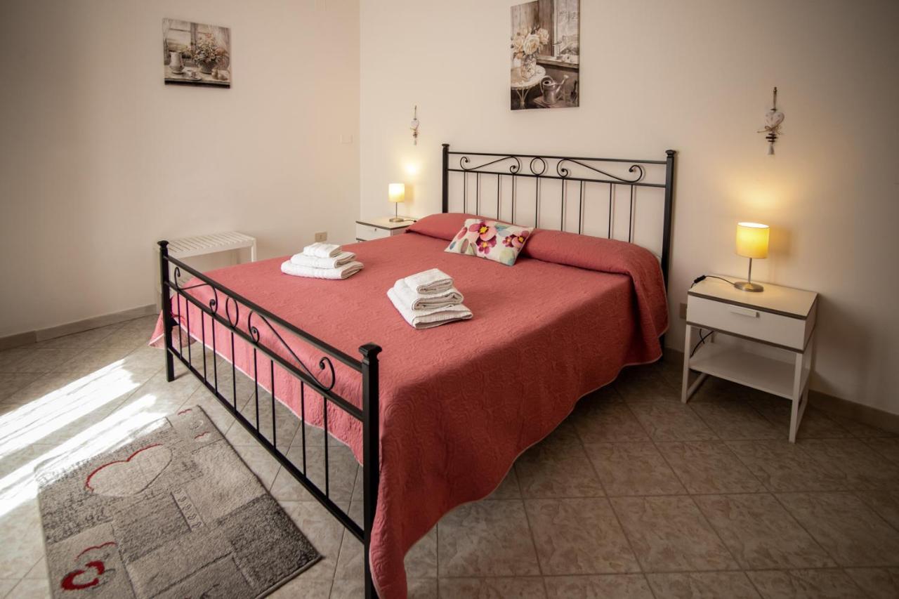 Royal Rooms Террачина Экстерьер фото